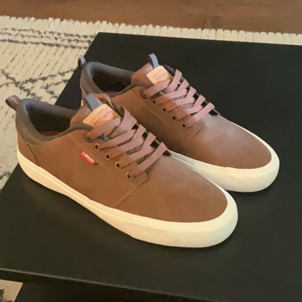 Men’s Levi’s leather boat shoes